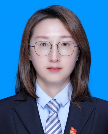 高翠芳 党委委员、副总司理