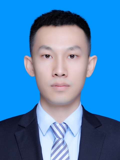 邬超 副司理