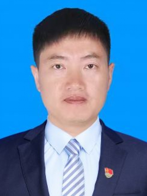 吴祥好 党委委员、副总司理